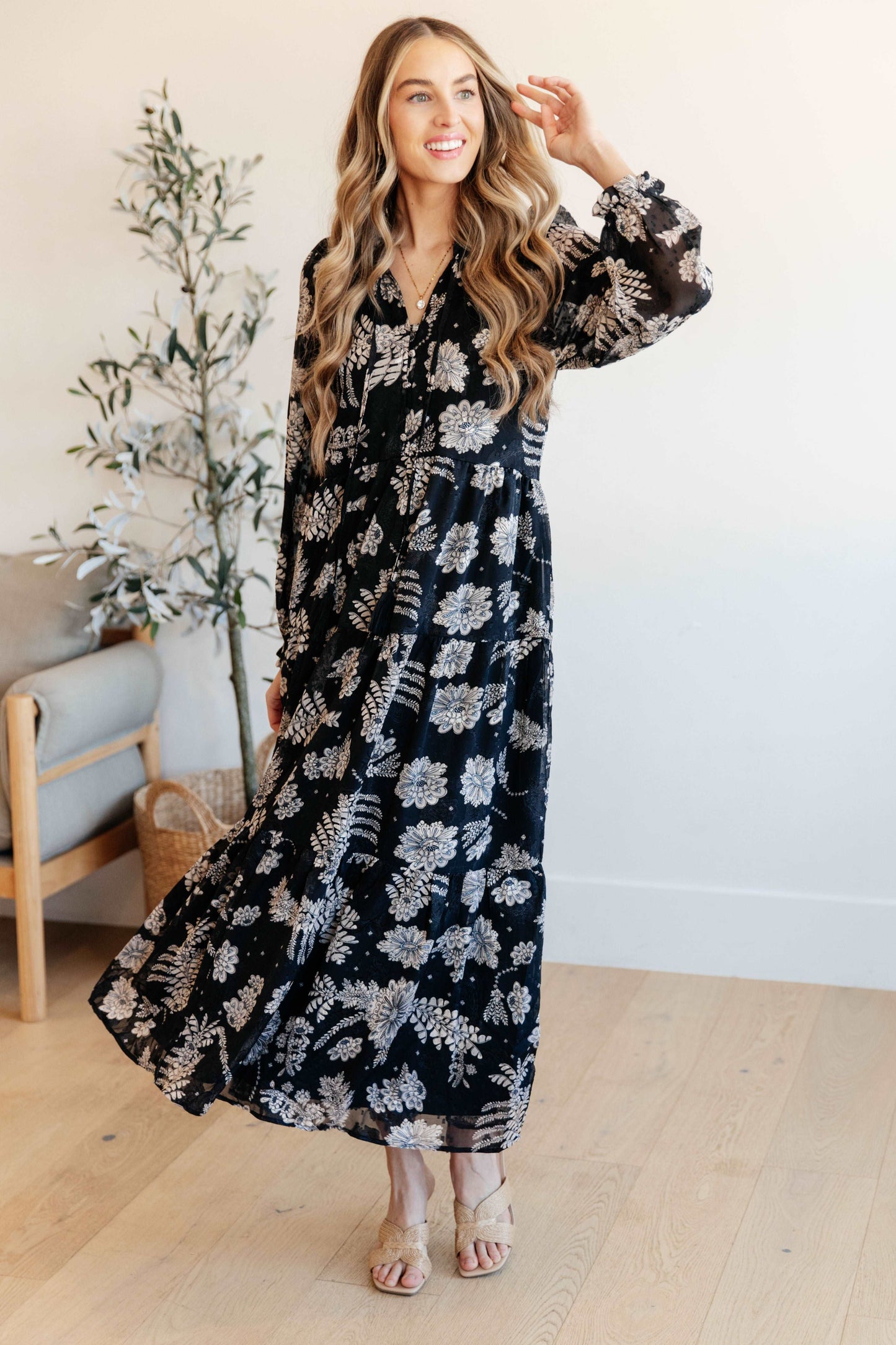 Come Take My Hand Floral Dress - Hey Hunni LLC