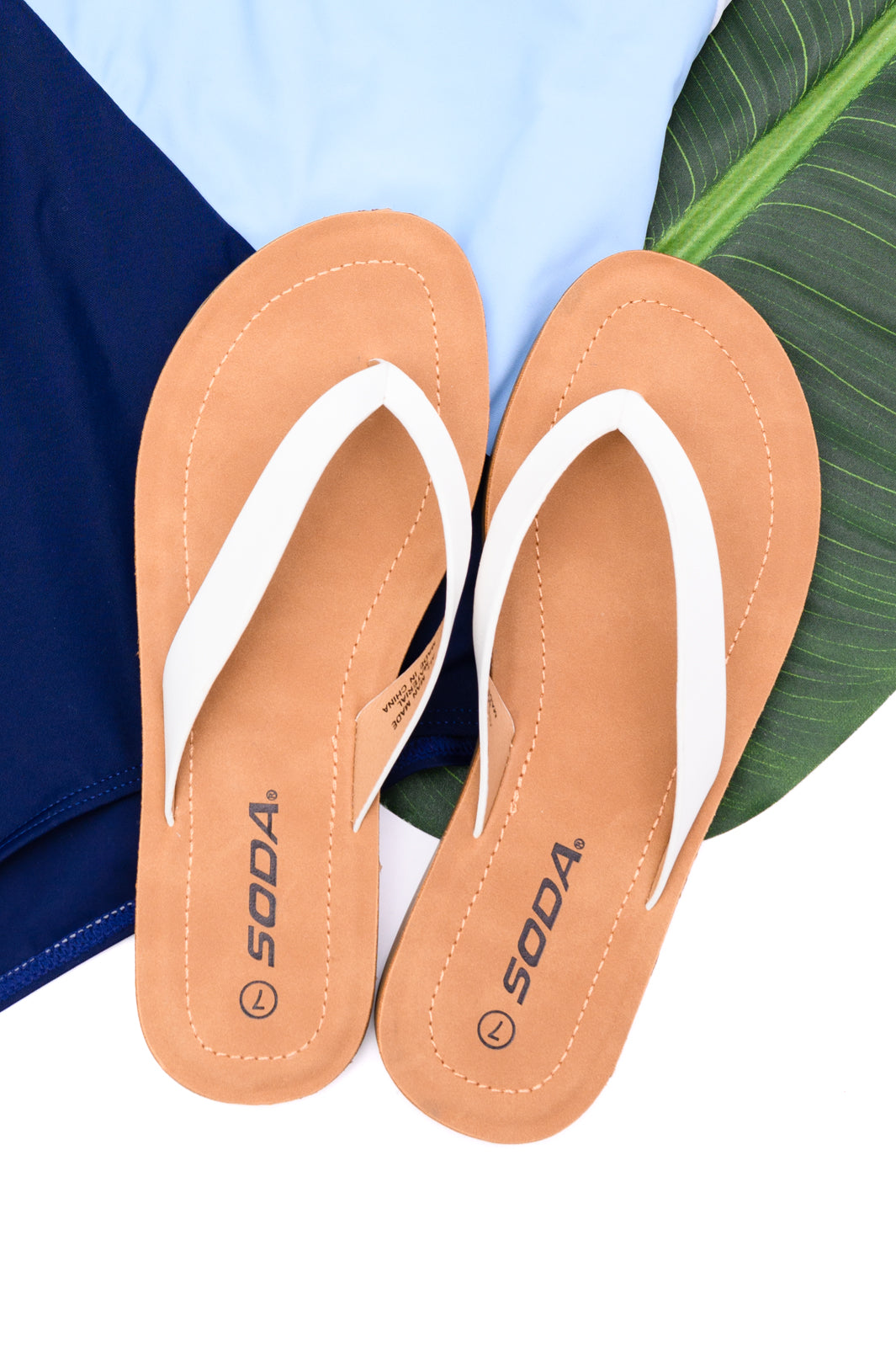 Sandy Shores Flip Flops - Hey Hunni LLC