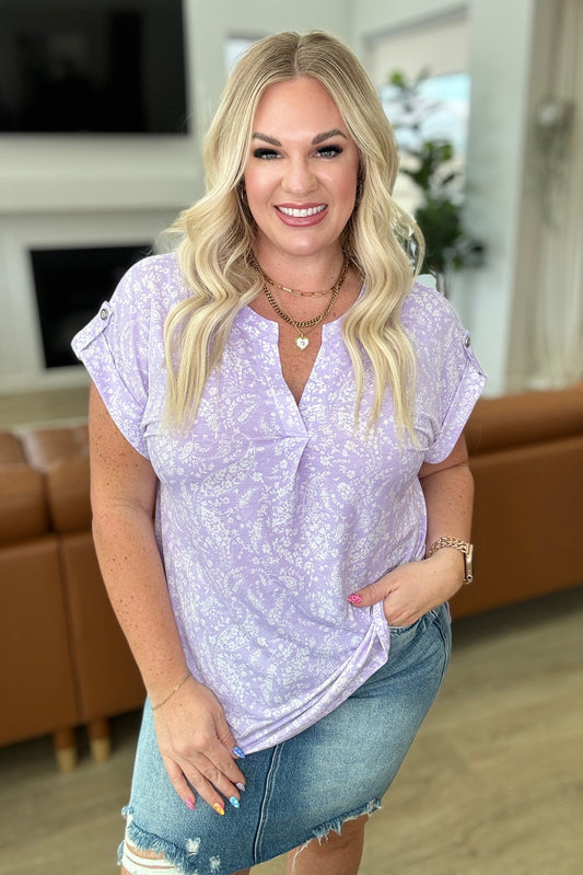 Lizzy Cap Sleeve Top in Lavender and White Floral - Hey Hunni LLC