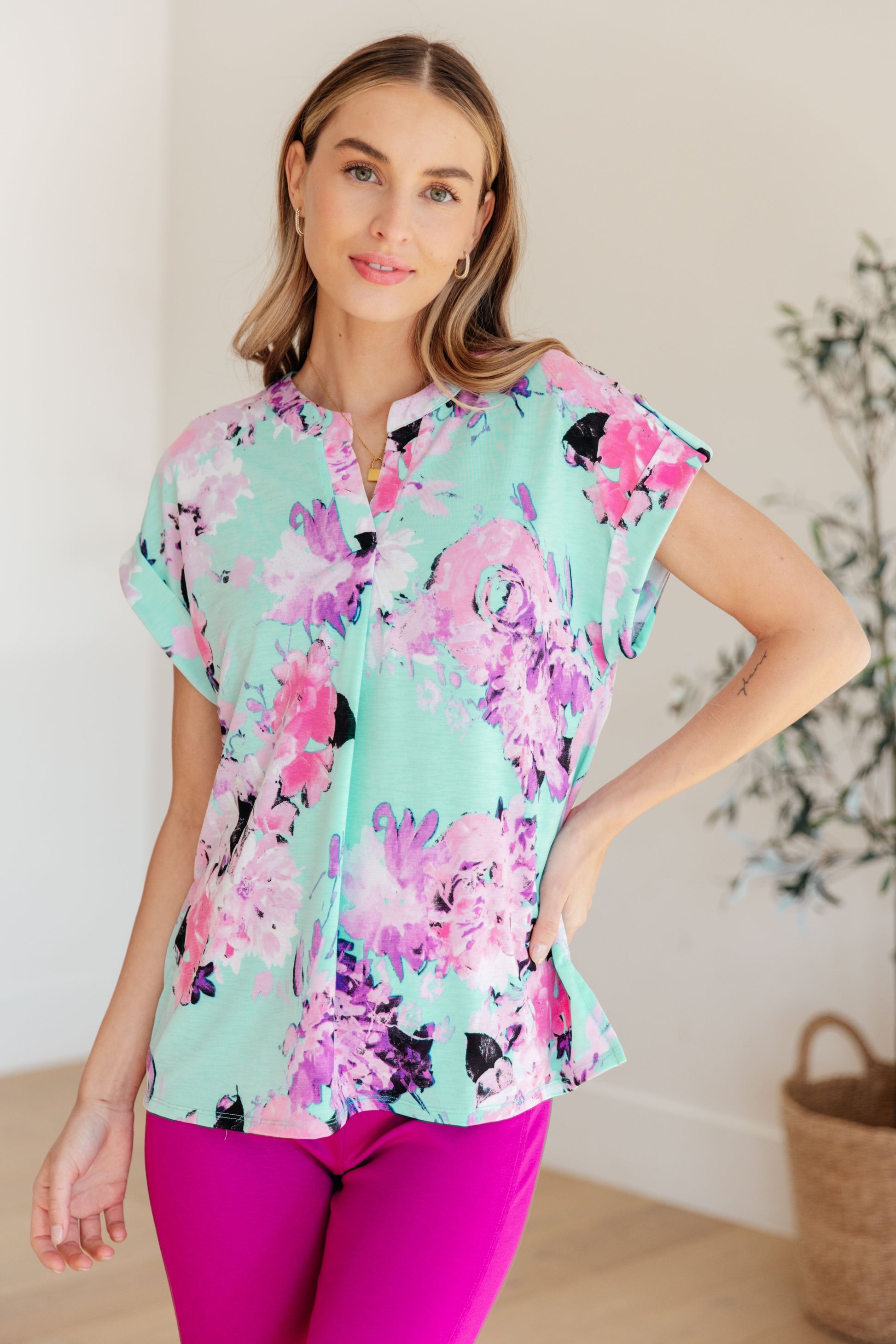 Lizzy Cap Sleeve Top in Lavender and Sky Floral - Hey Hunni LLC