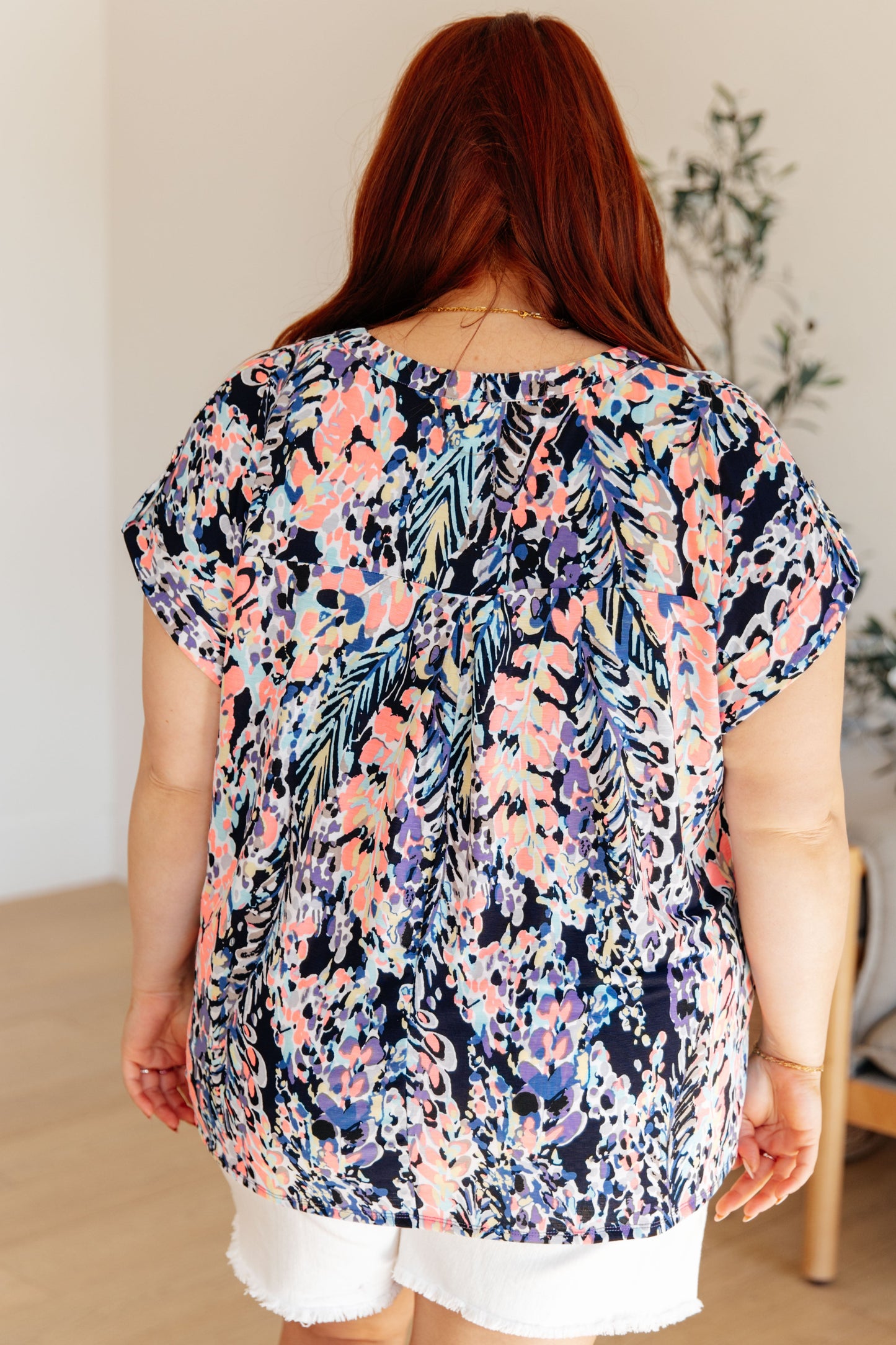 Lizzy Cap Sleeve Top in Navy Abstract Floral - Hey Hunni LLC