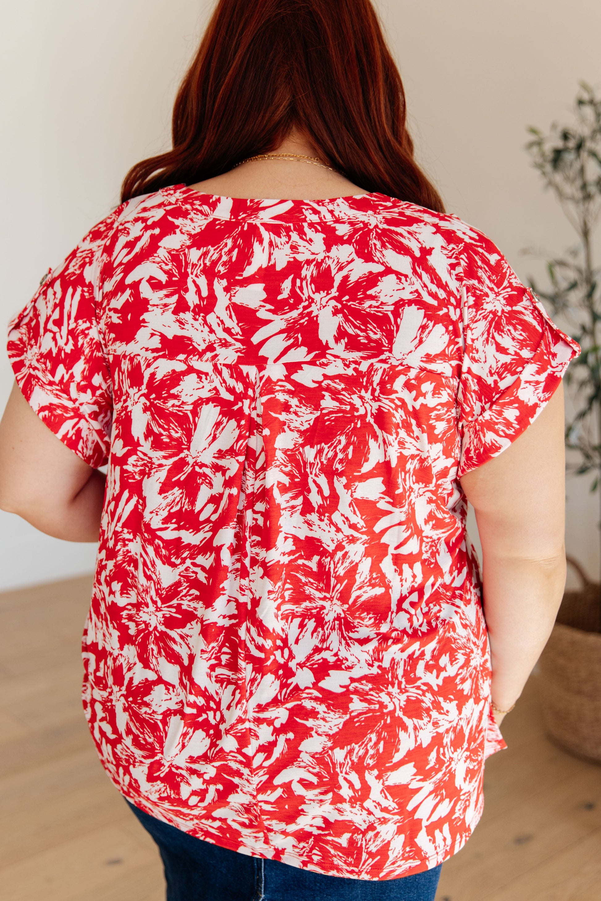 Lizzy Cap Sleeve Top in Red Floral - Hey Hunni LLC