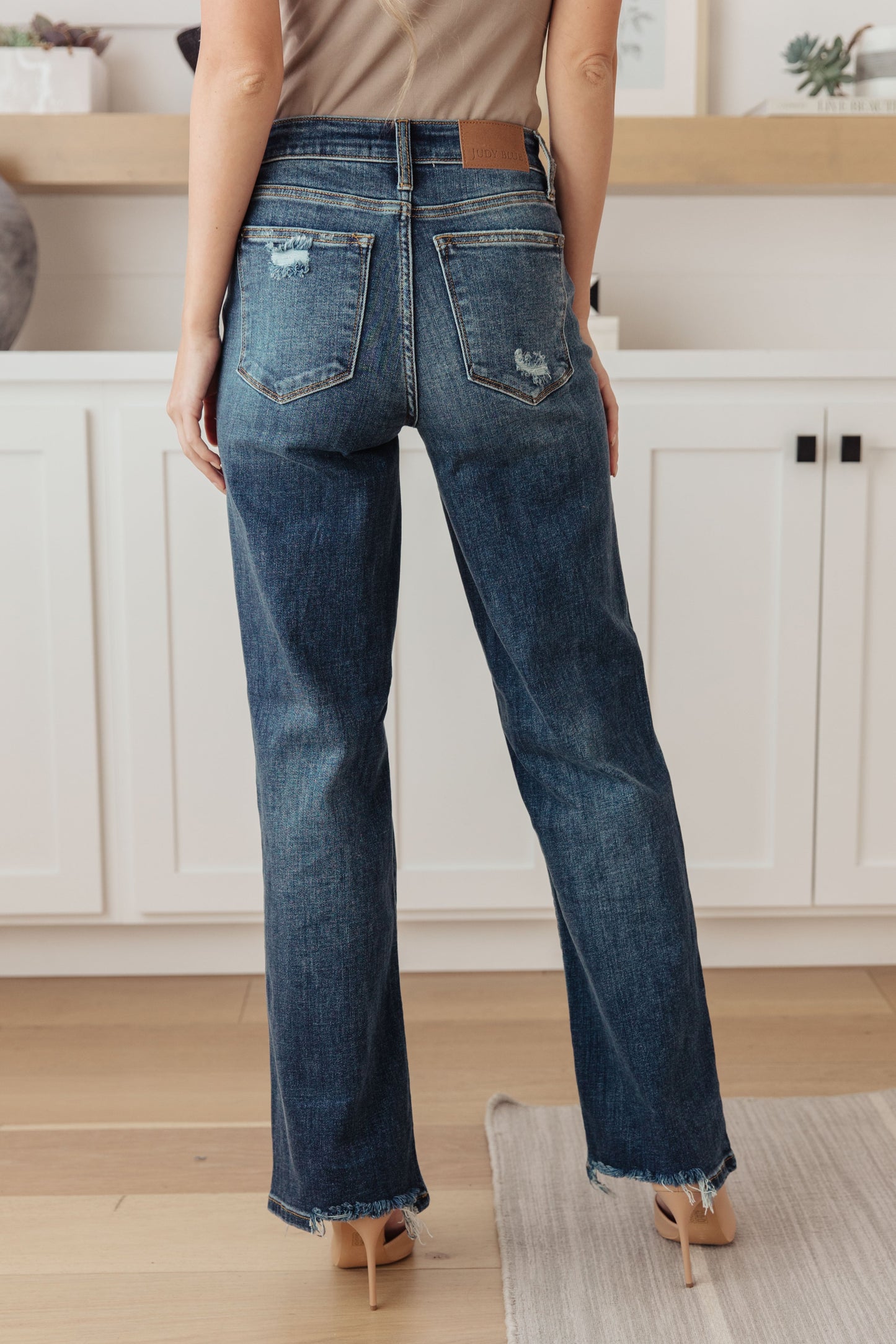 Rose High Rise 90's Straight Jeans in Dark Wash - Hey Hunni LLC