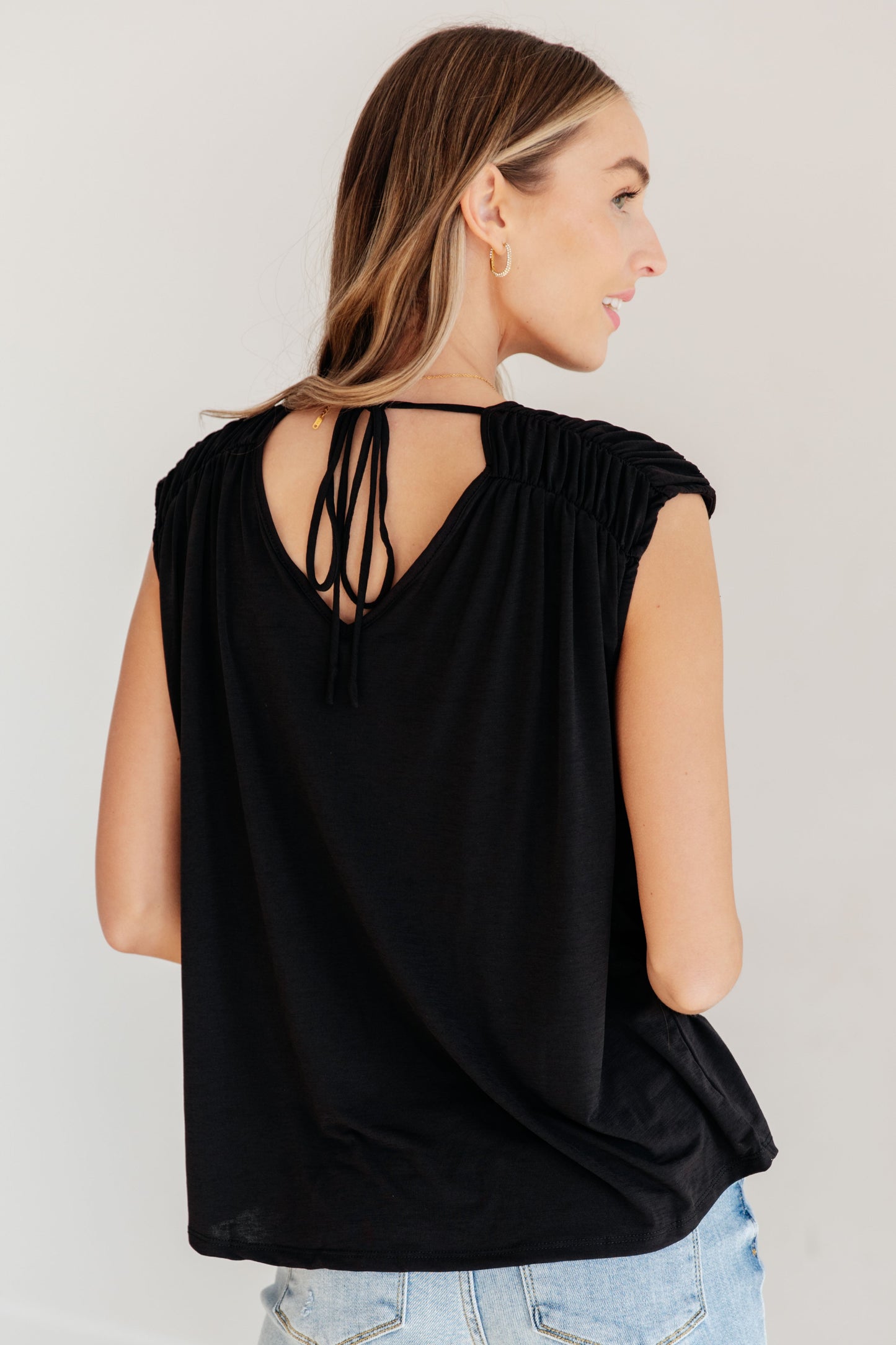 Ruched Cap Sleeve Top in Black - Hey Hunni LLC