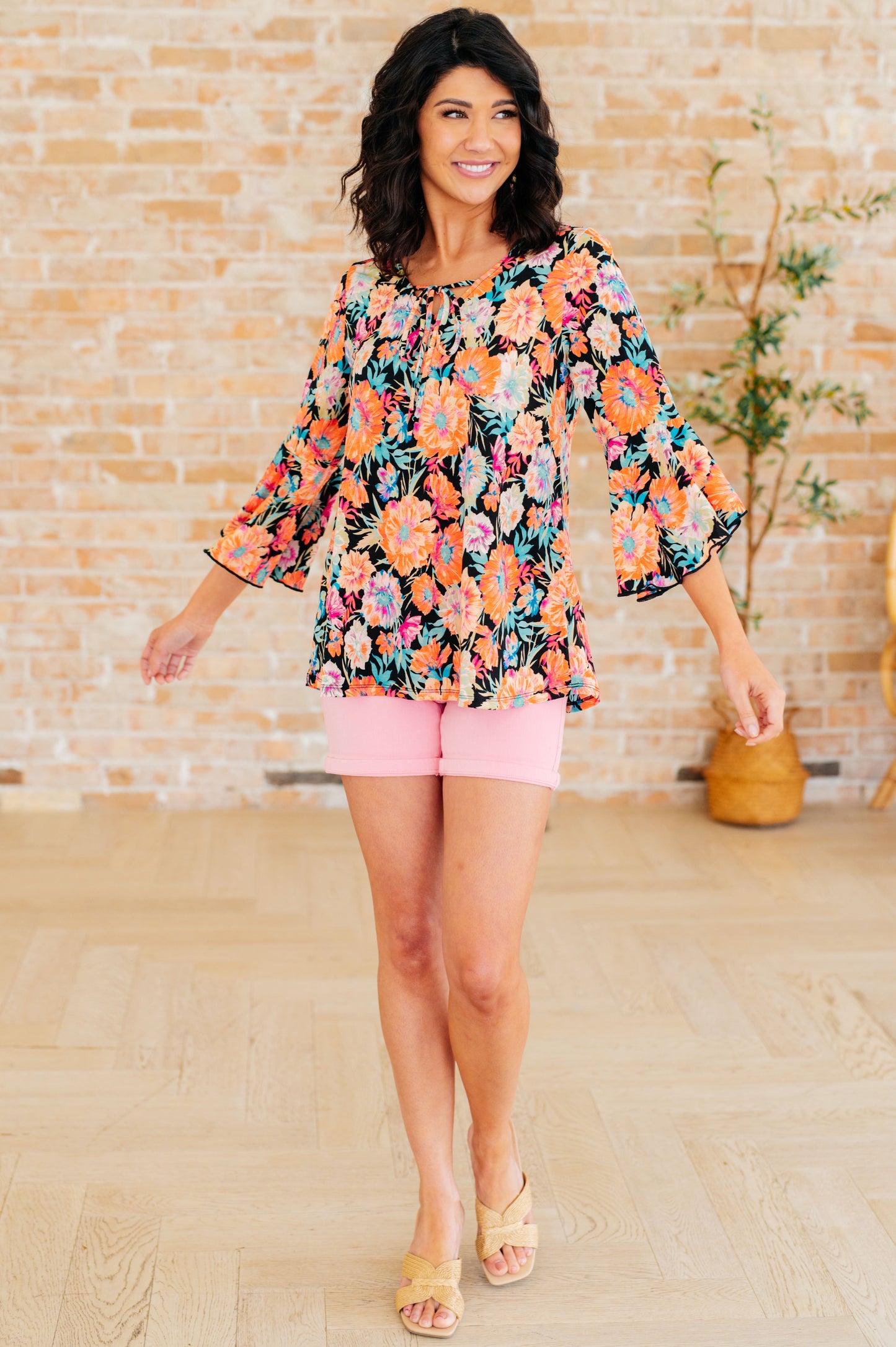 Willow Bell Sleeve Top in Black and Persimmon Floral - Hey Hunni LLC