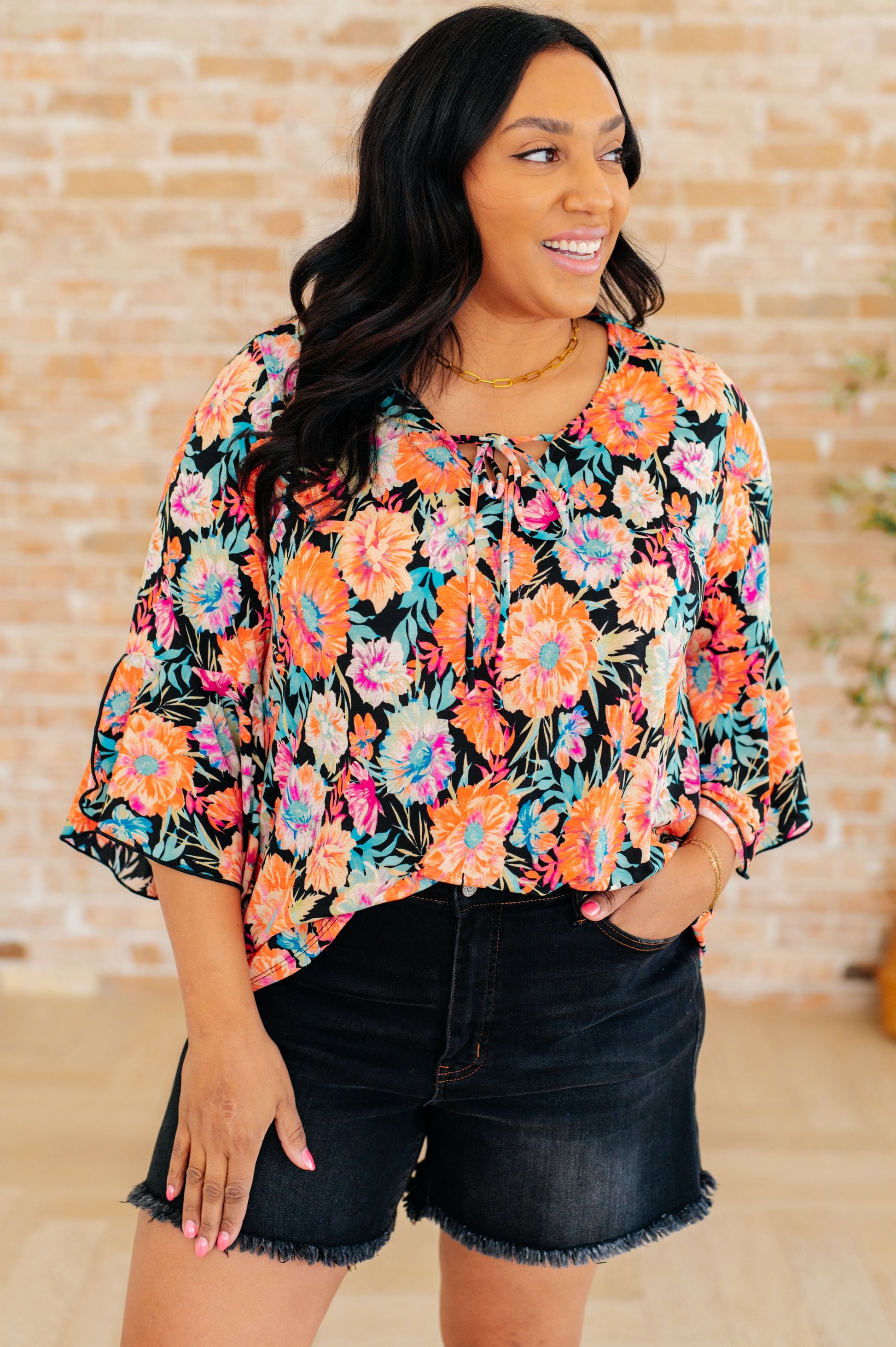 Willow Bell Sleeve Top in Black and Persimmon Floral - Hey Hunni LLC