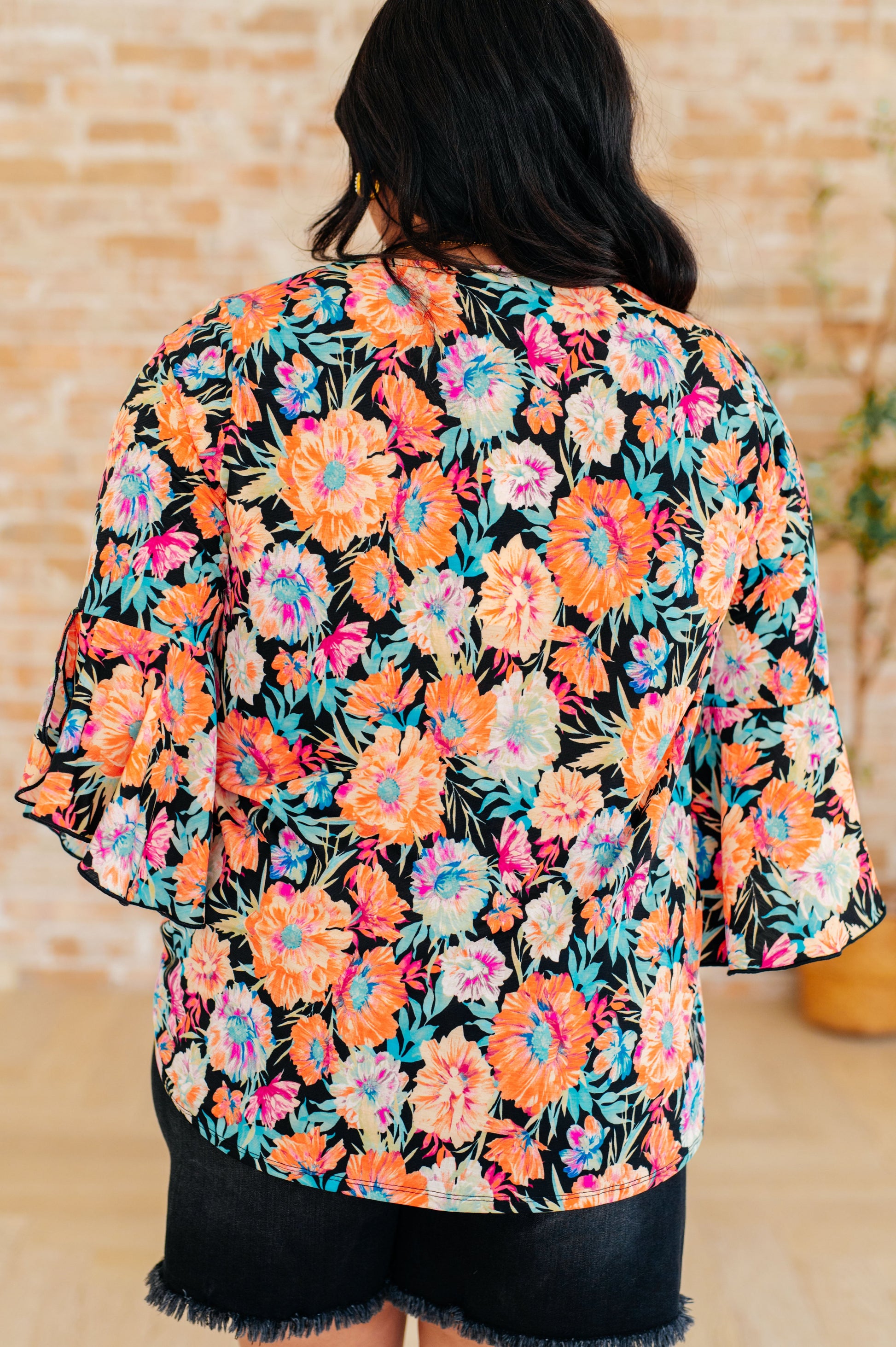 Willow Bell Sleeve Top in Black and Persimmon Floral - Hey Hunni LLC