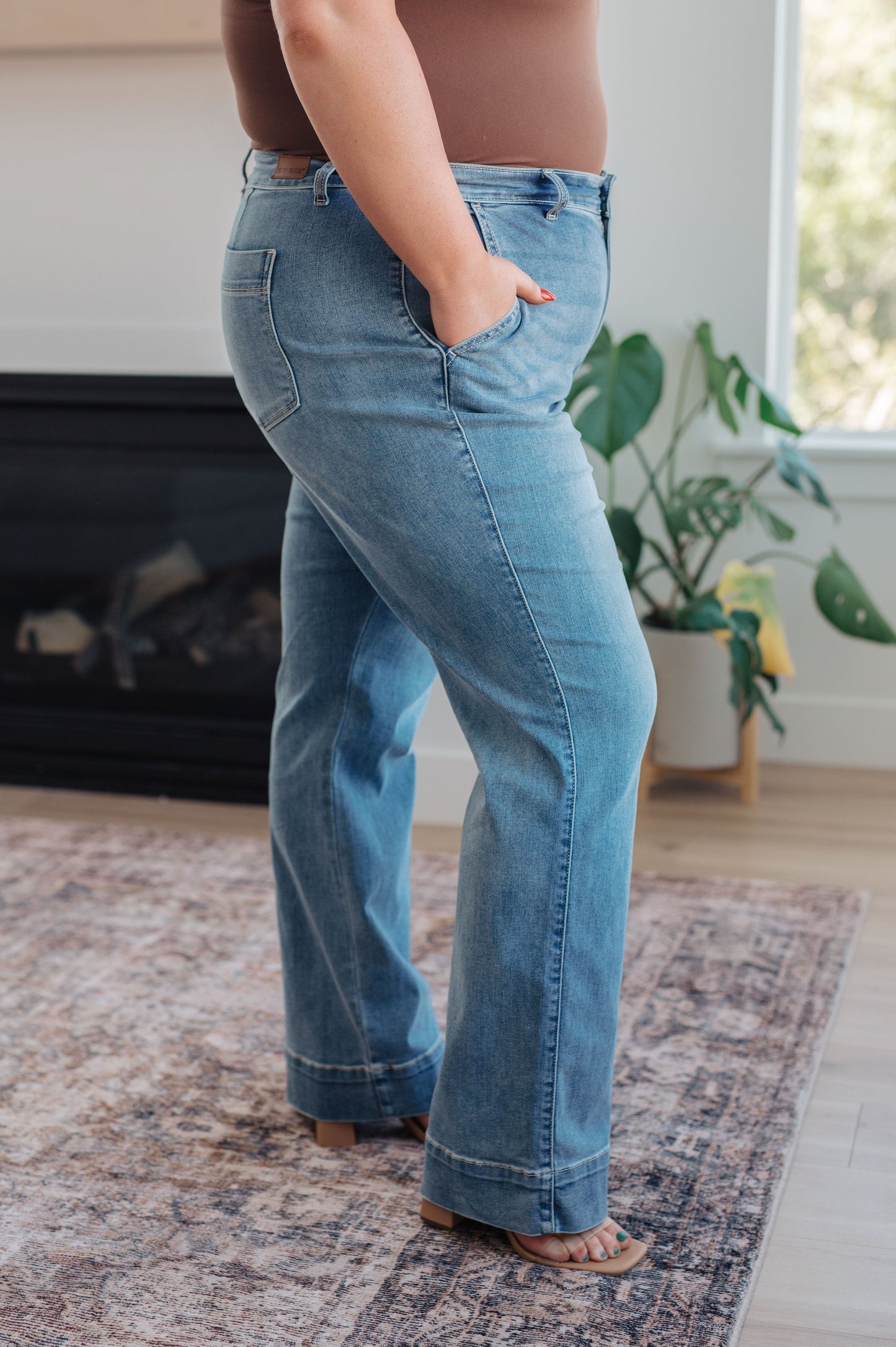 Mindy Mid Rise Wide Leg Jeans - Hey Hunni LLC