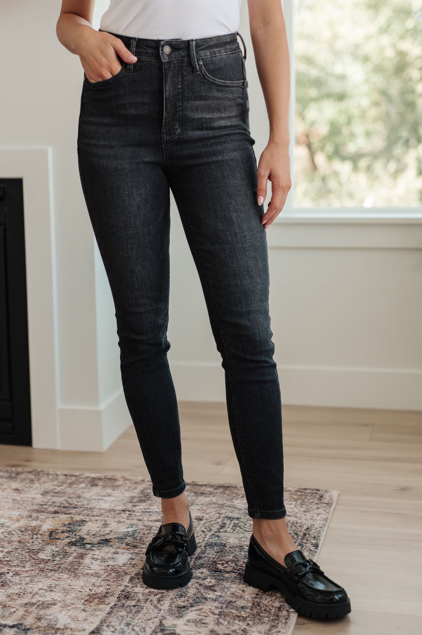 Octavia High Rise Control Top Skinny Jeans in Washed Black - Hey Hunni LLC