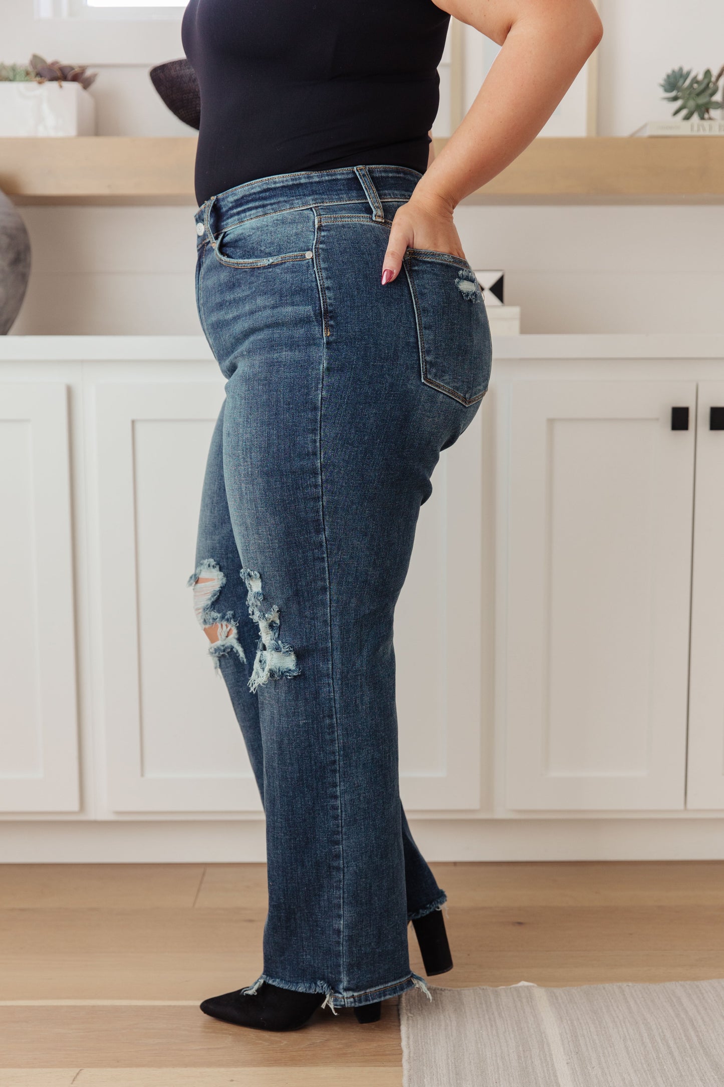 Rose High Rise 90's Straight Jeans in Dark Wash - Hey Hunni LLC