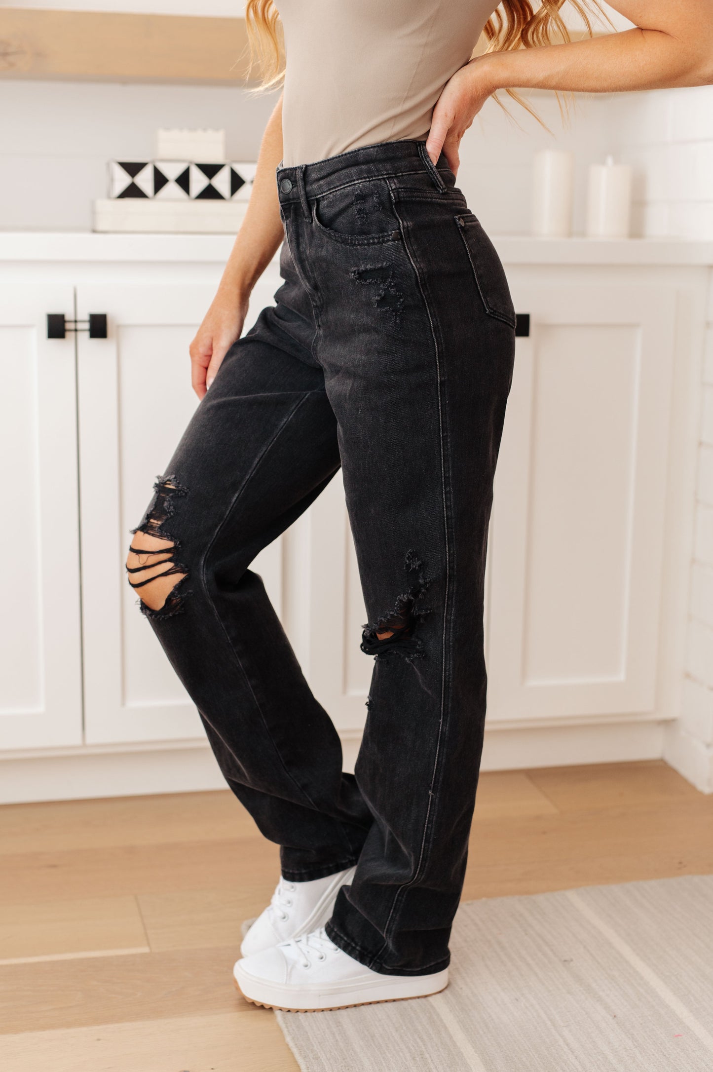 Susannah High Rise Rigid Magic 90's Distressed Straight Jeans in Black - Hey Hunni LLC