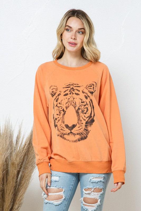 French Terry Tiger Studded Star Graphic Sweatshirt - Hey Hunni LLC