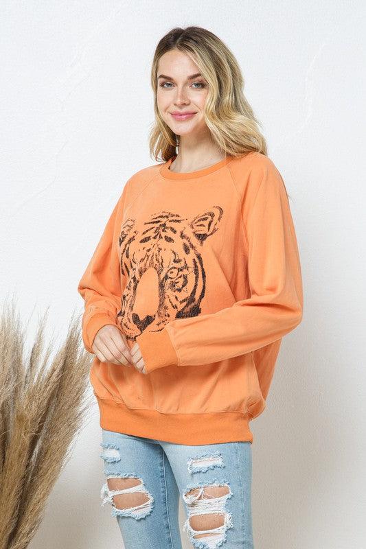 French Terry Tiger Studded Star Graphic Sweatshirt - Hey Hunni LLC